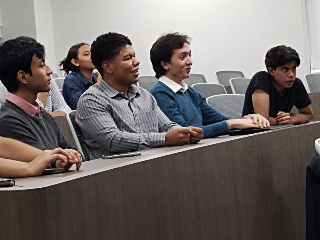 WhatsApp Image 2025-05-22 at 08.44.40